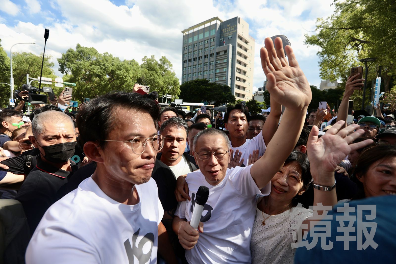 柯P出來了／柯文哲喊話全文！檢察官摧毀司法信任 　面對挫折打擊「我個人苦難已過去」