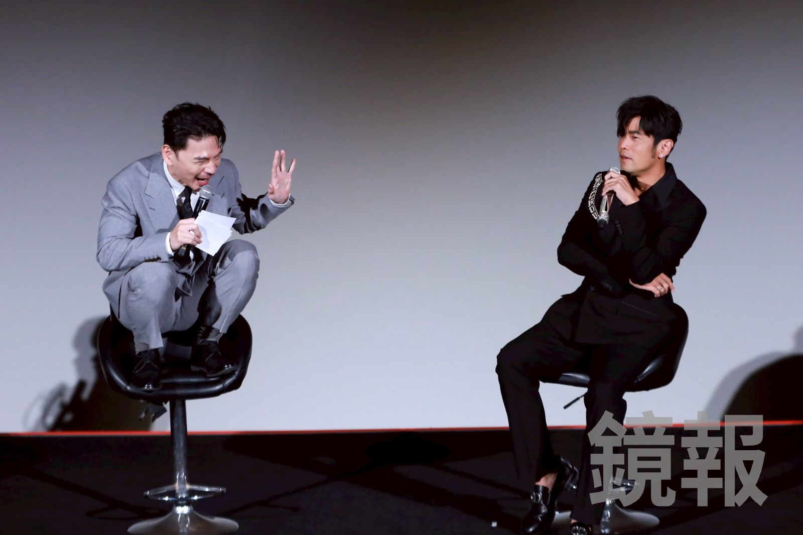 周杰倫驚吐曾兩度恐慌！認了反著來「沒歌先拍MV」　阿KEN傻眼曝過程