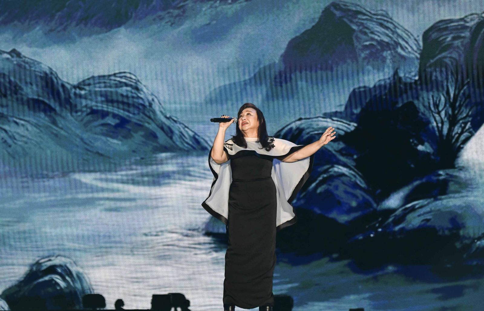 「民歌之父」楊弦最後身影!《民歌大團圓》再現經典 鄭怡、葉佳修揭祕名曲背後故事 - 鏡週刊 Mirror Media
