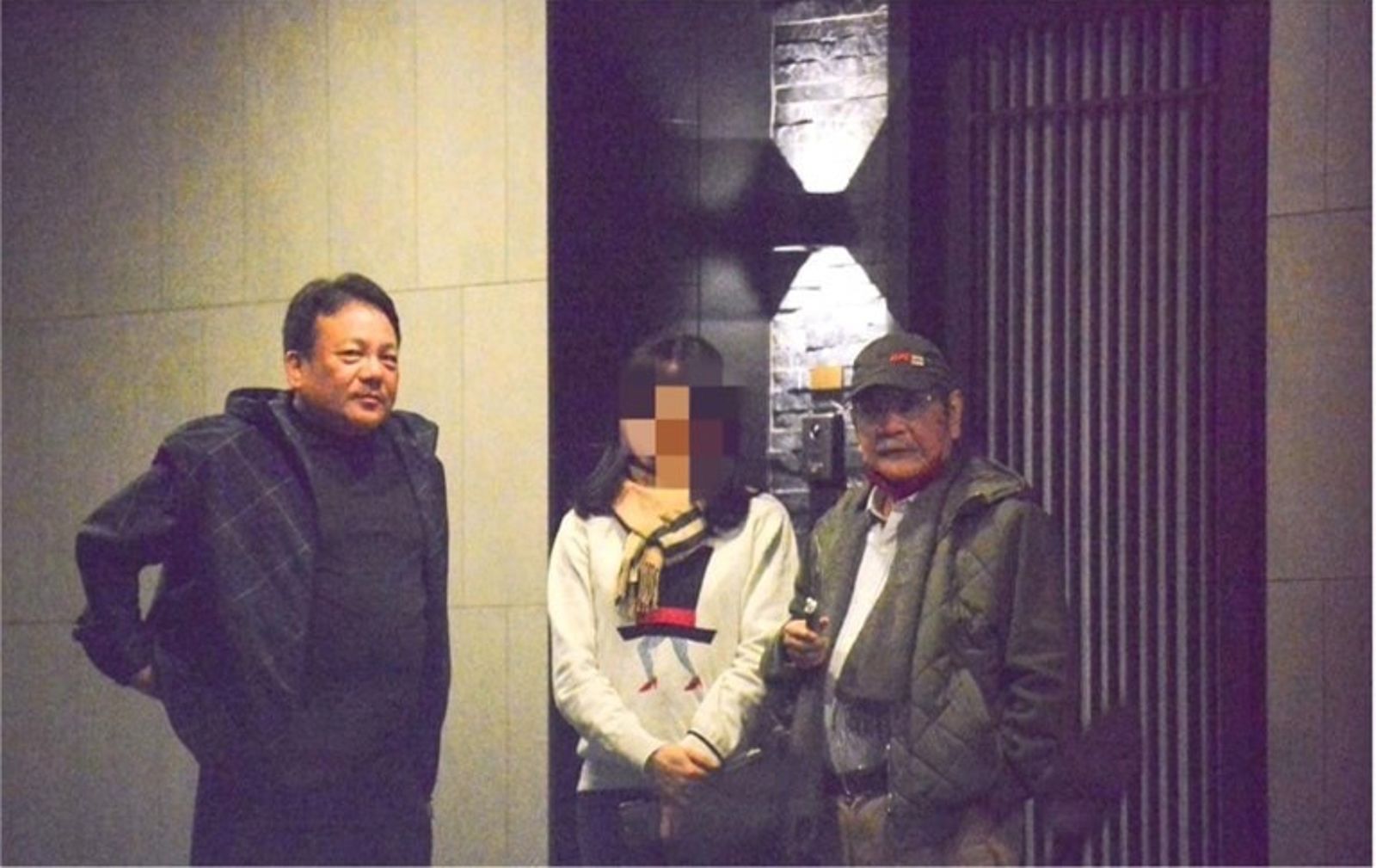 徐名駒被拍到與吳乃仁聚會引發軒然大波。翻攝自侯漢廷臉書