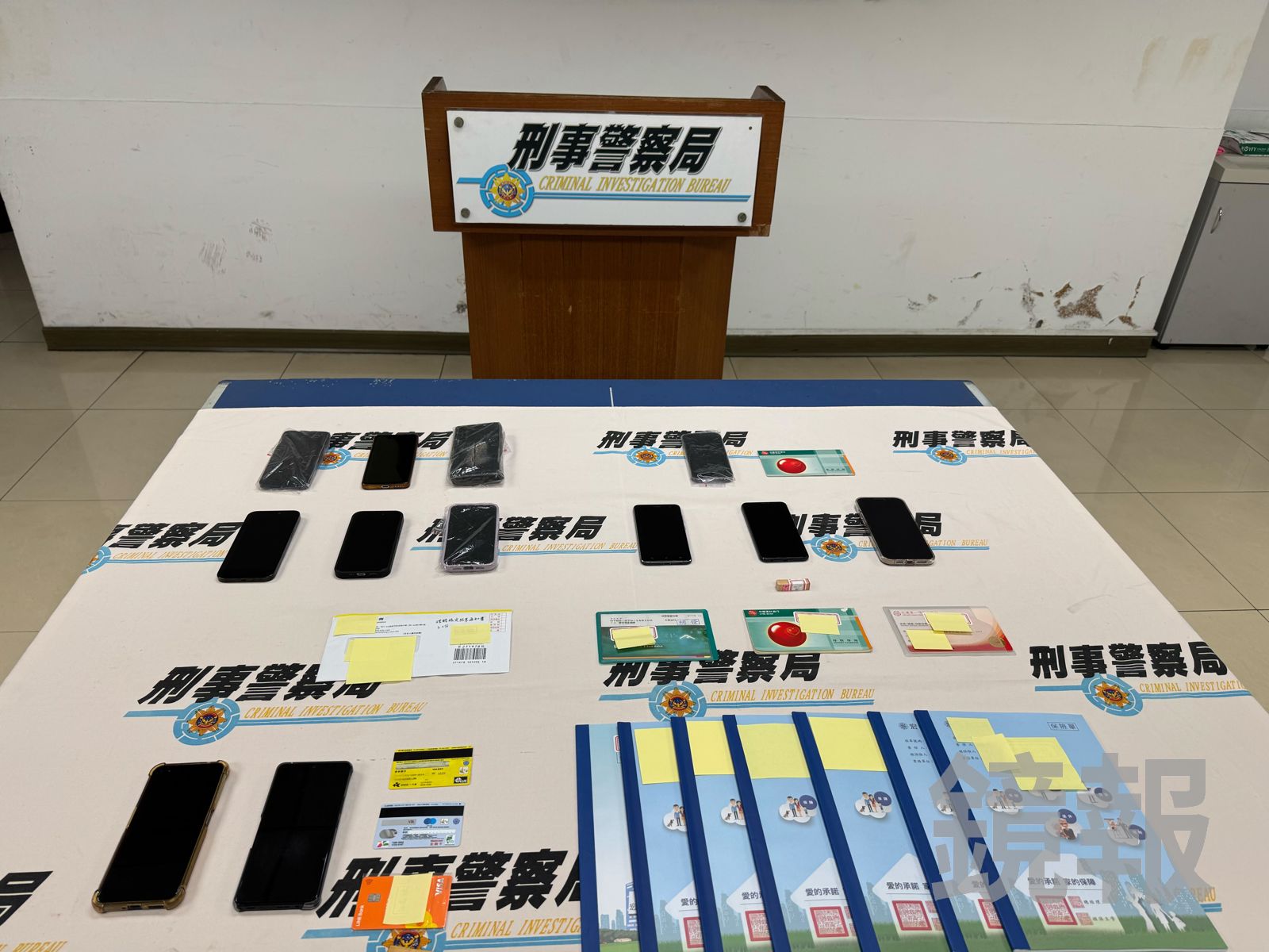 找人頭自斷手骨製造假車禍詐保　保險公司區經理到案收押