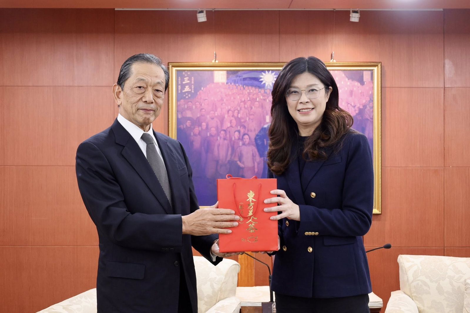 鄭麗文會見日台交流協會會長　隅修三：發展核能勢在必行
