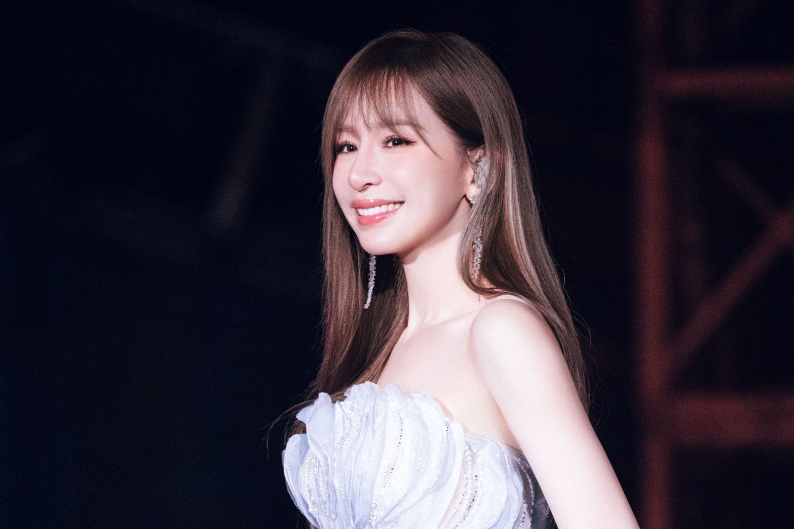 王心凌「連吐4次」現況曝光　證實11月有喜不藏了