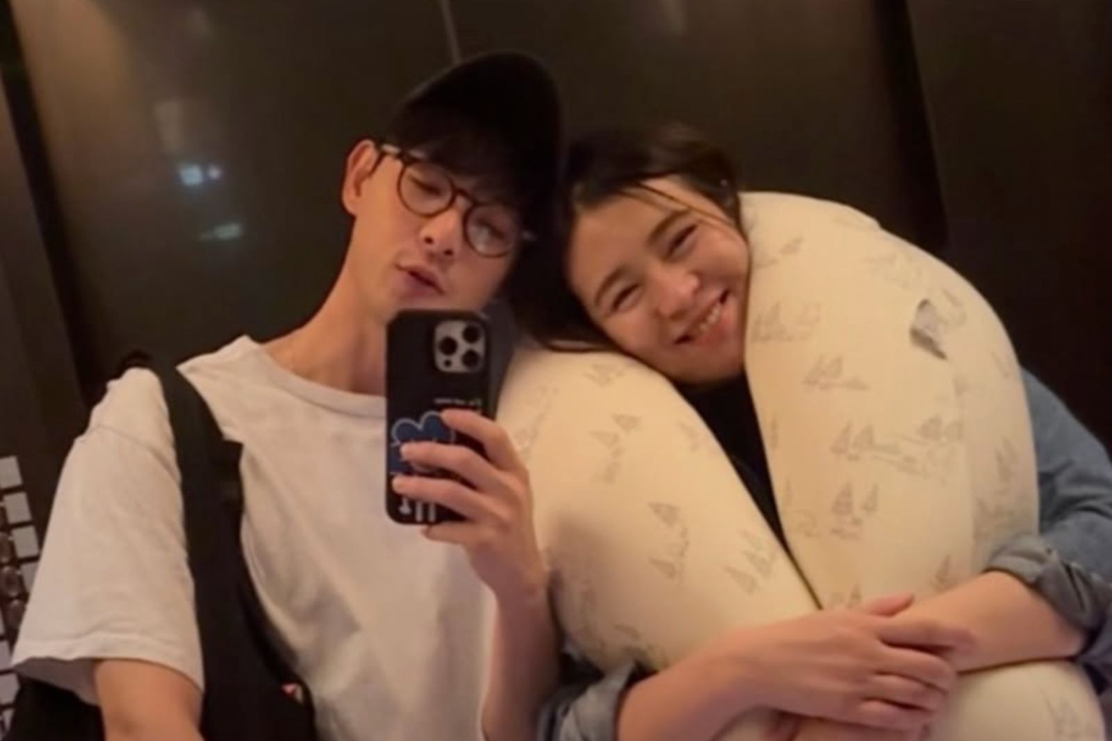 連晨翔「被女兒哄睡」超萌老婆視角曝光　劉品言連發6圖無奈喊2字回應