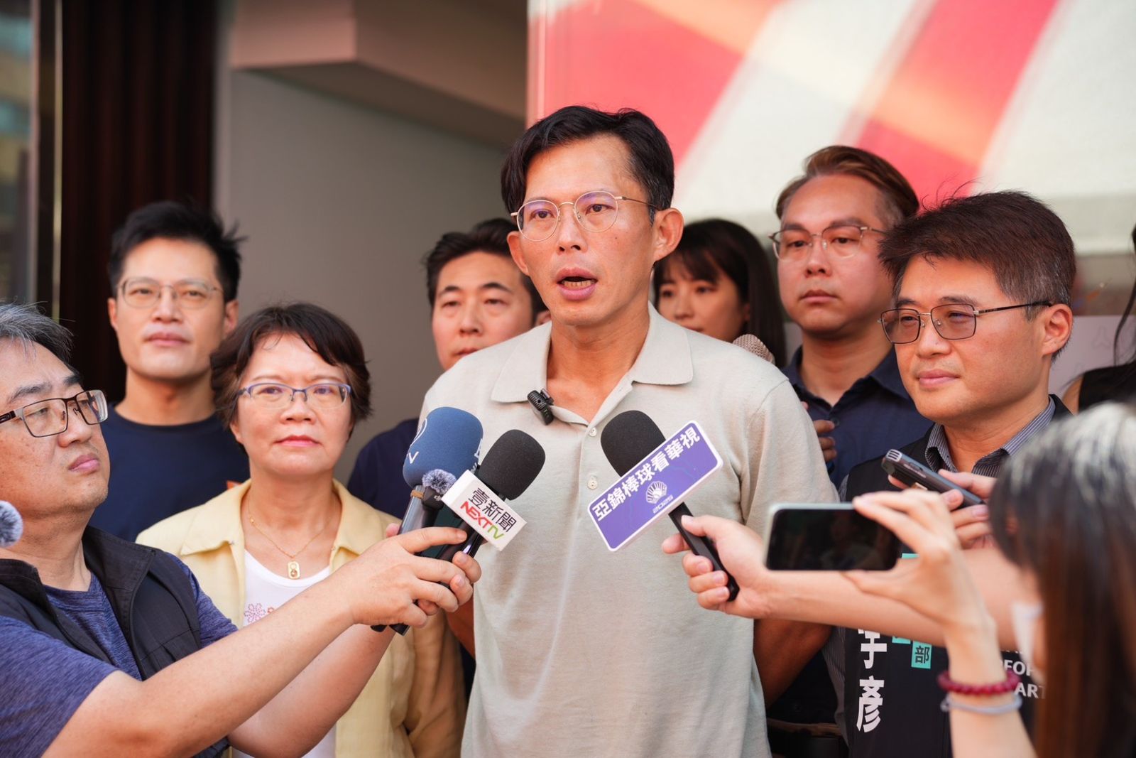 郝龍斌拋「黨對黨協商機制」共推2026人選　黃國昌：民眾黨始終開大門、走大路