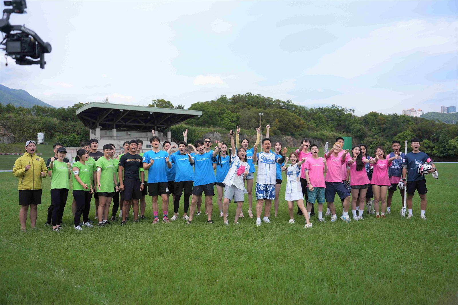 徐乃麟睽違36年重返外景主持《全村的希望》5月25日起東綜首播！東森綜合台提供