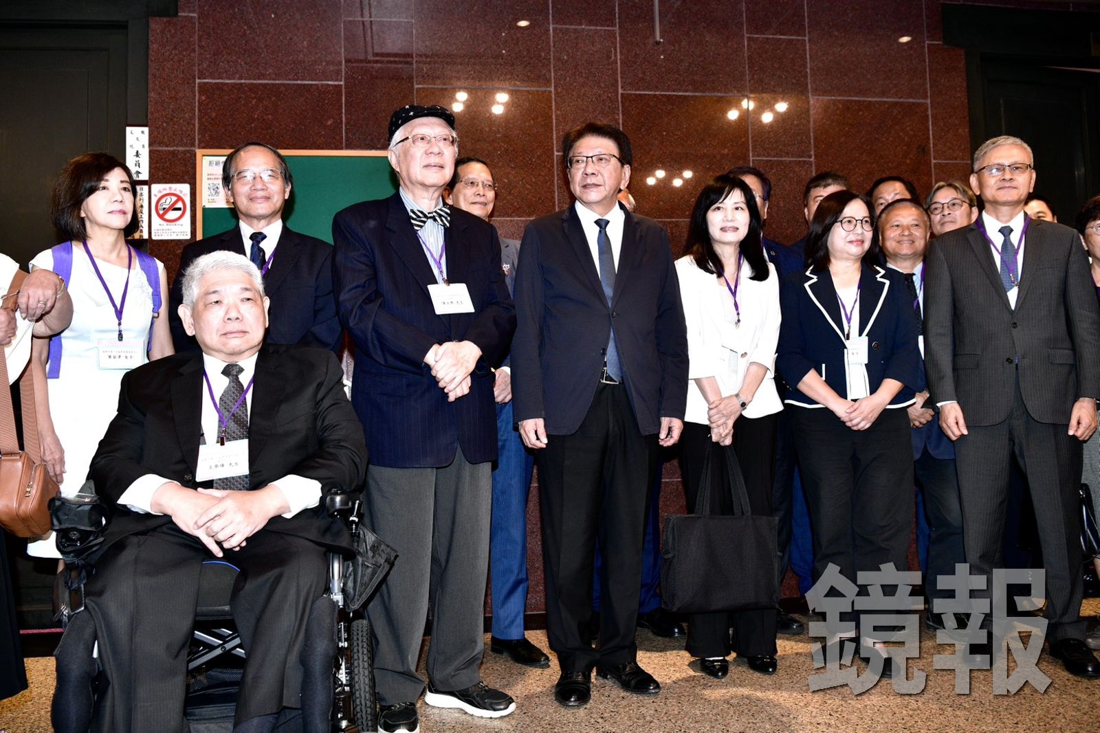 總統府秘書長潘孟安今早陪同監察院正副院長、監察委員被提名人赴立法院拜會民進黨團。攝影李智為