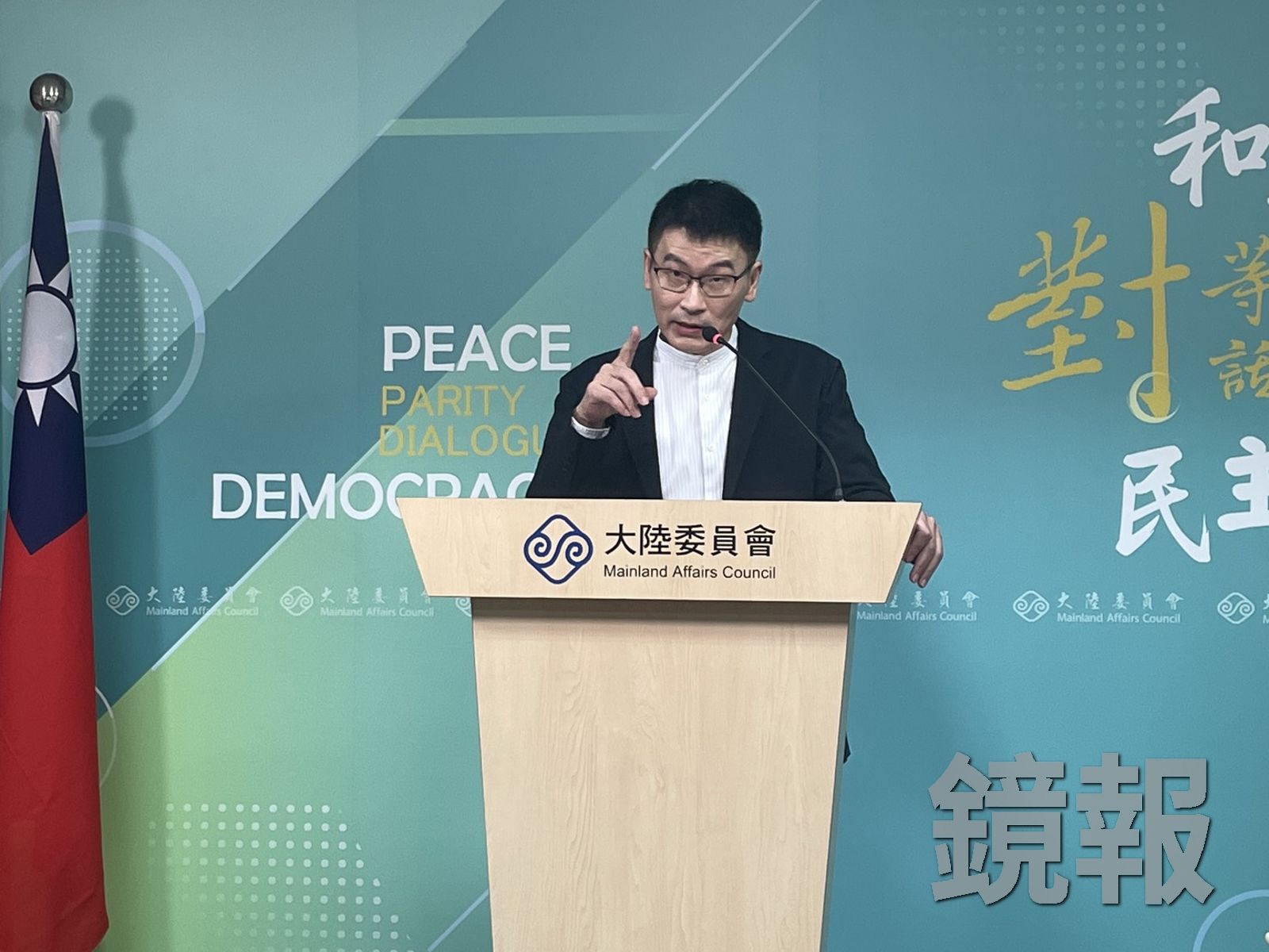 19台藝人發文祝賀中國國慶 梁文傑酸:有些不提醒不知道是台灣人