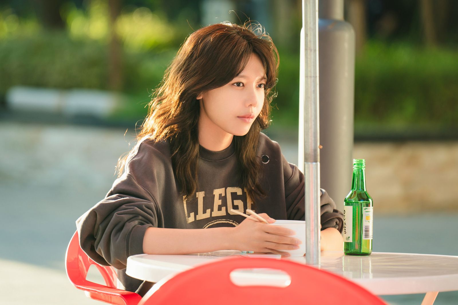 秀英自曝酒咖朋友多　「拿酒解宿醉」取經少女時代