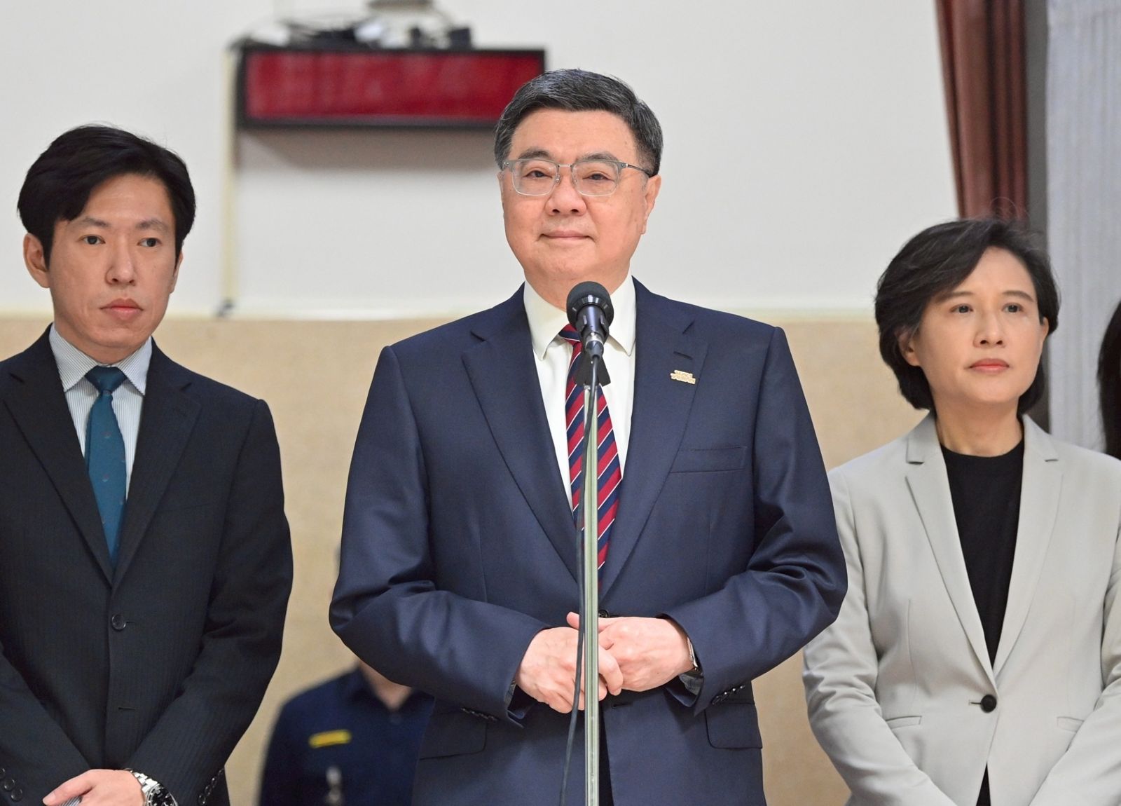 中東戰事爆發4月電價能凍漲？卓榮泰話沒說死：在社會氛圍下審慎決定