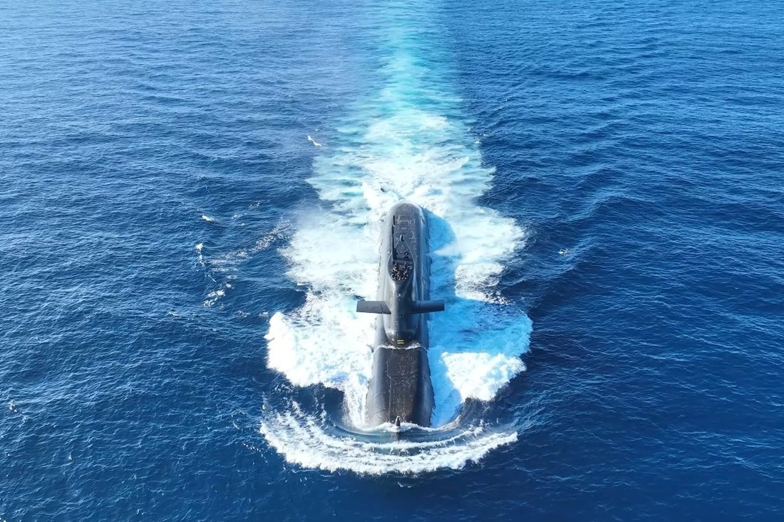 海鯤號潛航片正式上線 蔡英文盼國人支持潛艦國造:守護最珍惜的自由民主