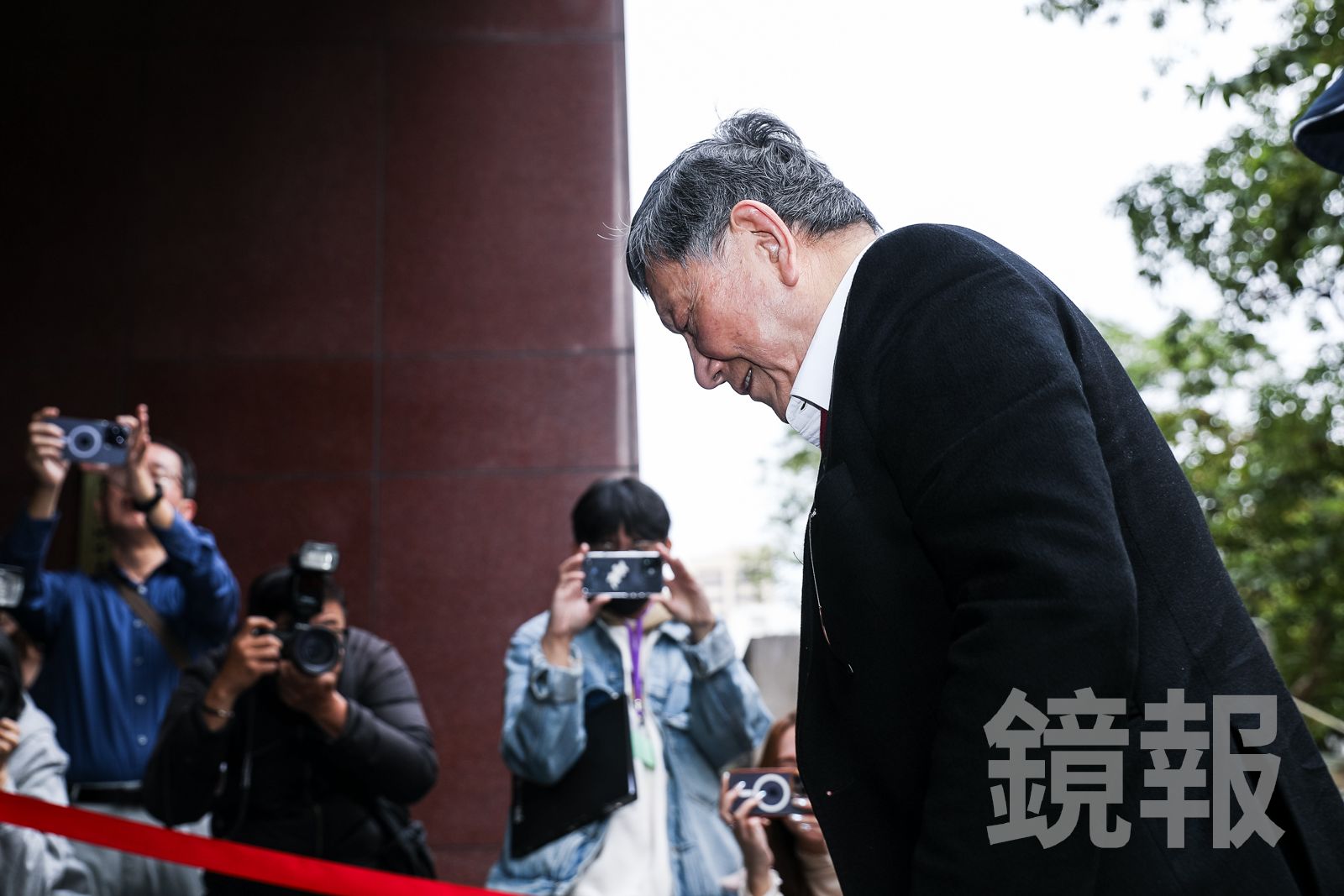 沈慶京掏空案/京華城案宣判倒數!372億交易爆「左手換右手」 30億流香港恐成致命關鍵