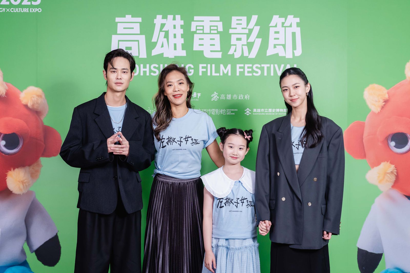 通化夜市麵攤闆娘竟是長腿名模　被顧客點餐「專業下麵」赫然發現是蔡淑臻本人