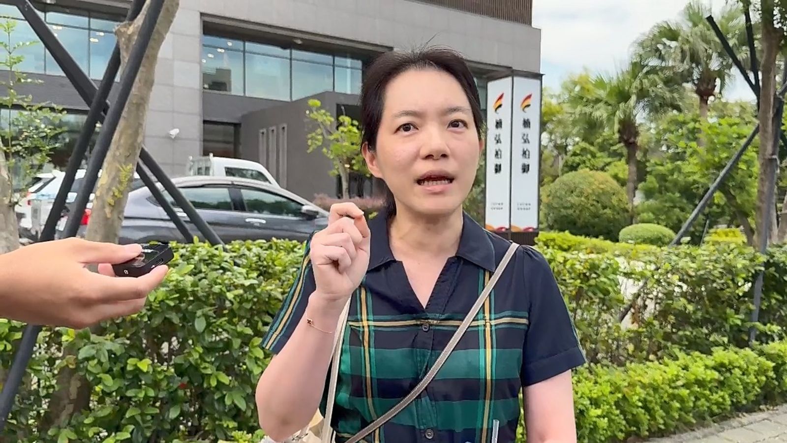 最慘畢業禮物!趙建銘趁妻赴美「連夜搬光家」 陳幸妤回台見空屋崩潰