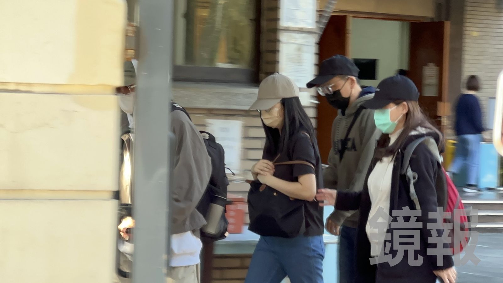 一夜掉3牙成疑點...剴剴看牙醫「神情呆滯、沉默」　畫面曝光惹鼻酸