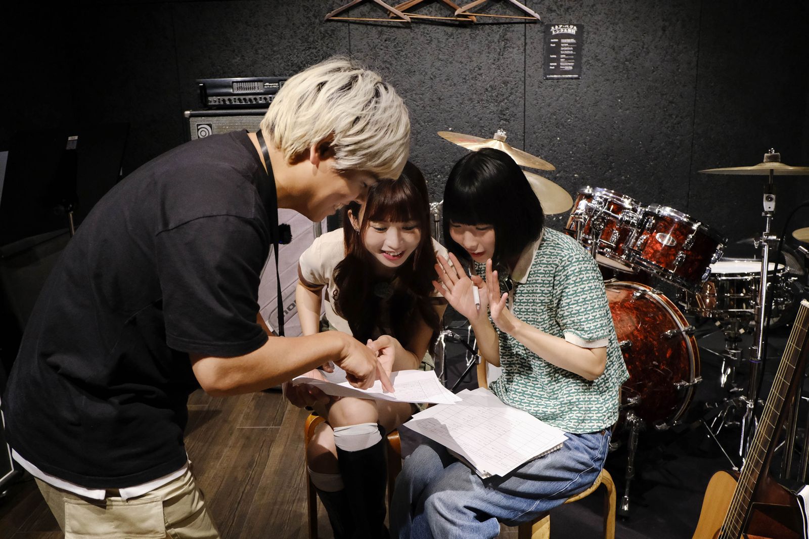 福岡STUDIO GRILL練團。阿良(左)、YABE(中)AOI(右)。麥卡貝網路電視提供