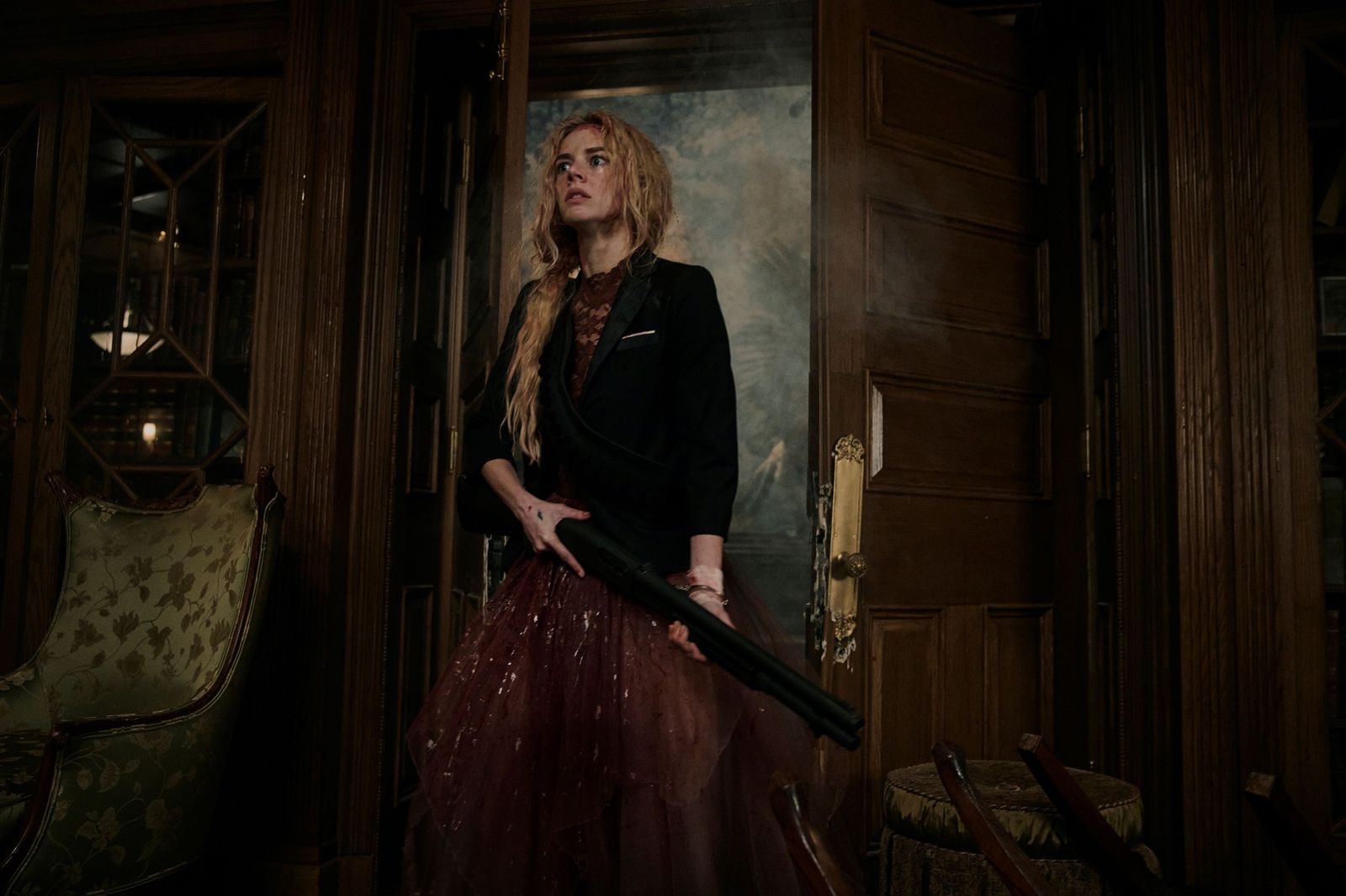 新娘殺瘋了！薩瑪拉威明回歸《弒婚遊戲2》 驚爆「背部受傷」奇蹟消退內幕曝光