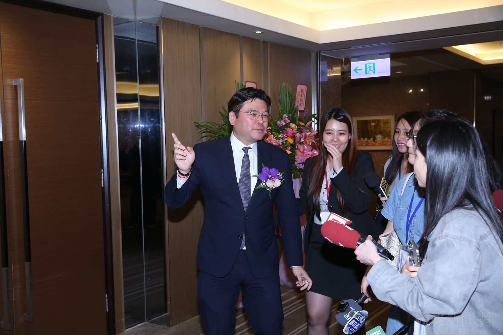 康舒去年轉虧為盈 EPS 0.18元 擬配0.8元現金