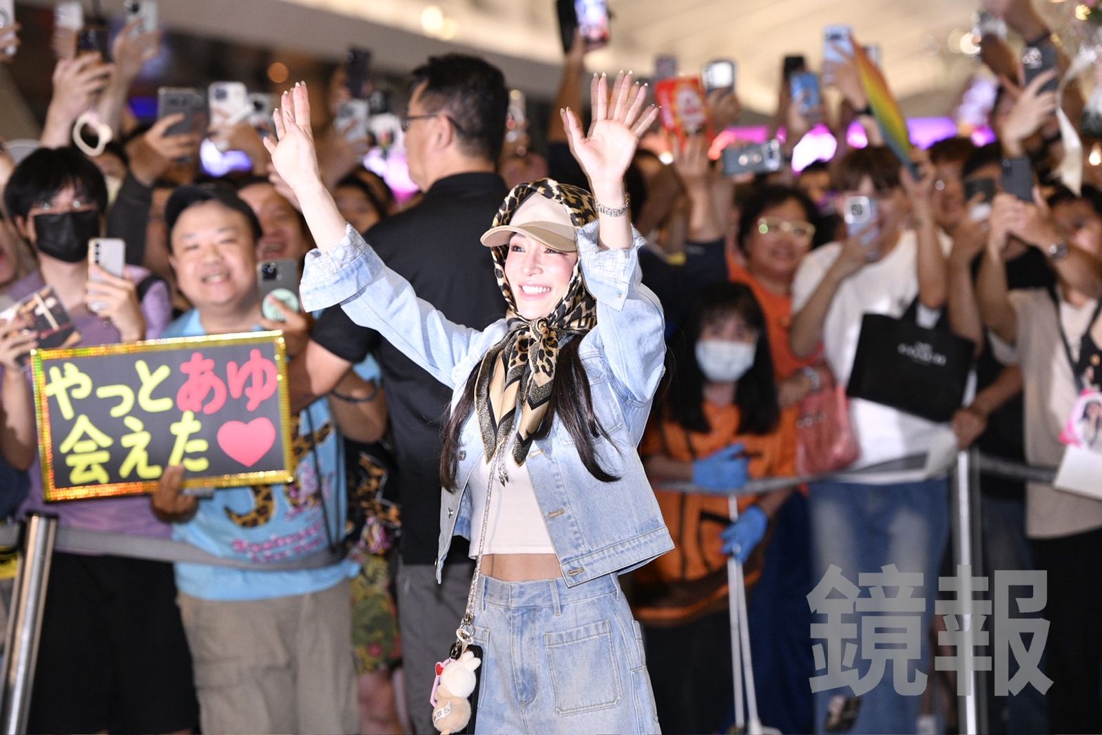濱崎步的豹紋頭巾十分搶眼。李智為攝