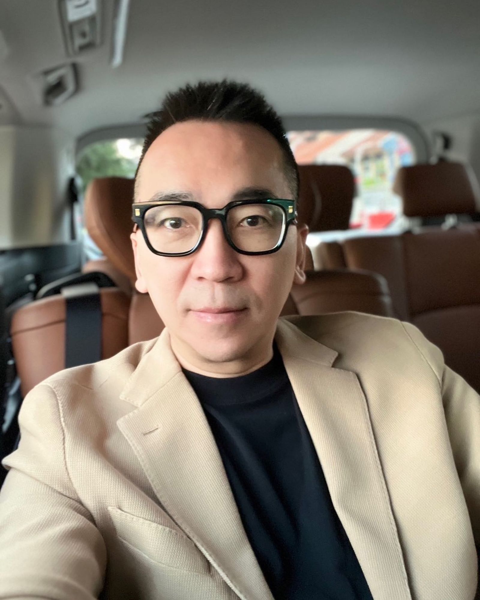 王世均在社群攤牌當年劉畊宏借款經過，強調是劉畊宏借款，他作為擔保人願意背負一半債務，不解30年朋友竟被說成是害兄弟欠債的人。翻攝王世均臉書