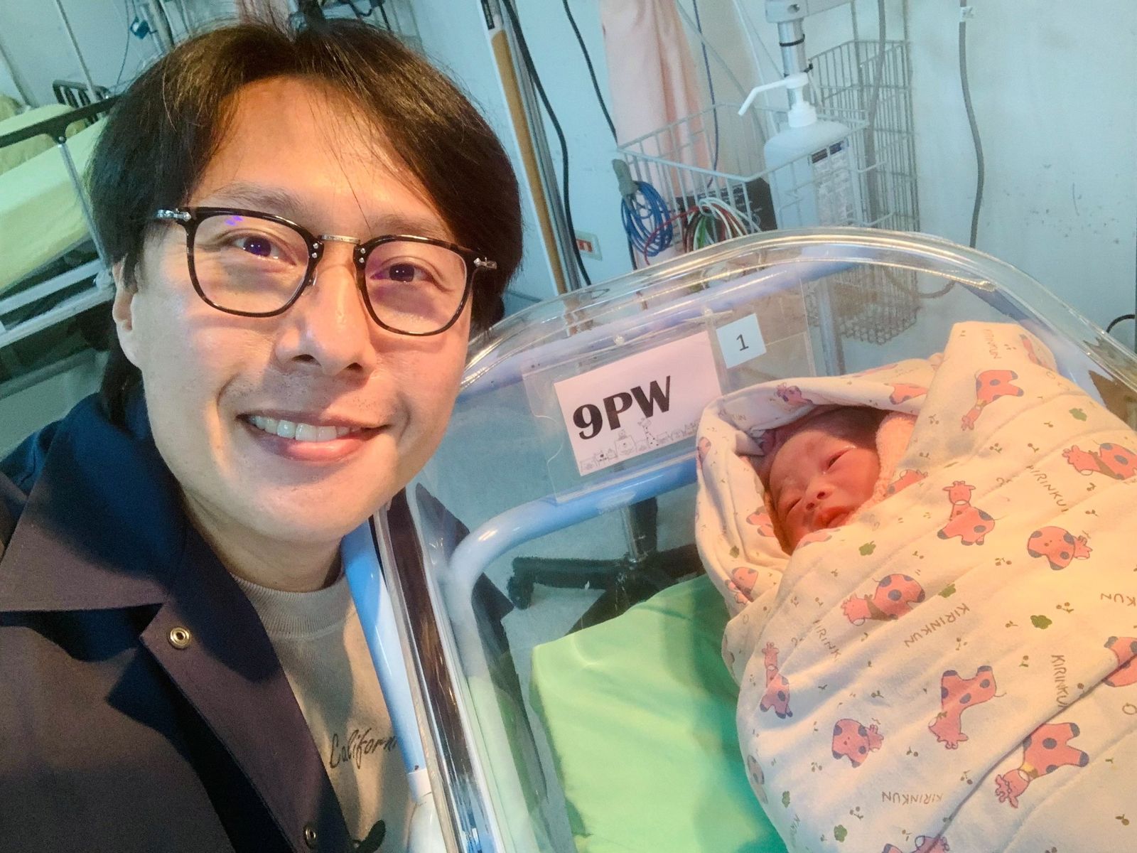 張啟樂的女兒提早來到這世界上。張啟樂提供