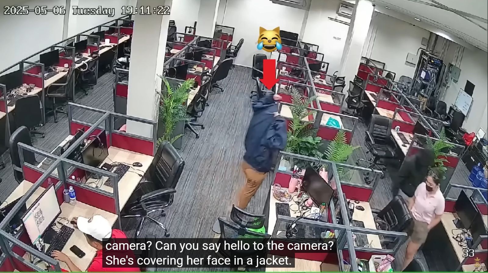 駭客駭進詐騙集團總部！曝光監視器畫面、手法「犯人嚇到遮臉逃竄」1招反制網讚翻