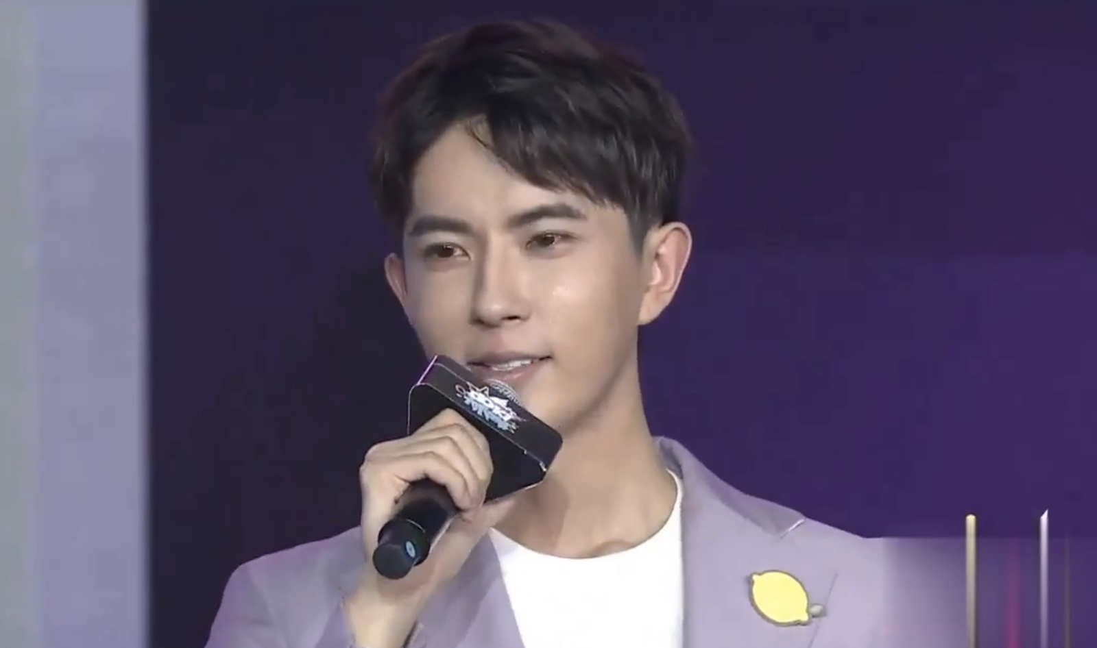 于朦朧強忍傷,含淚許久才開口。翻攝X @tiantian108