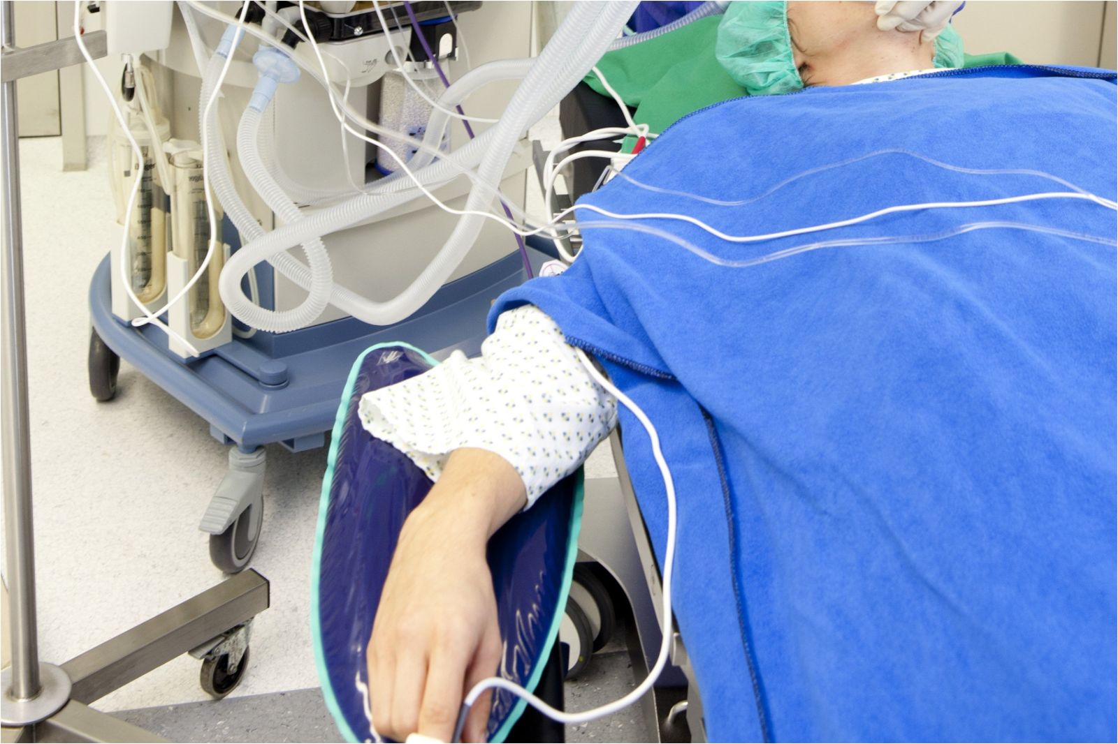 30歲女「七孔流血」下體也在流!不到半天死亡 男友嚇傻喊「我沒有」…3天後真相曝光