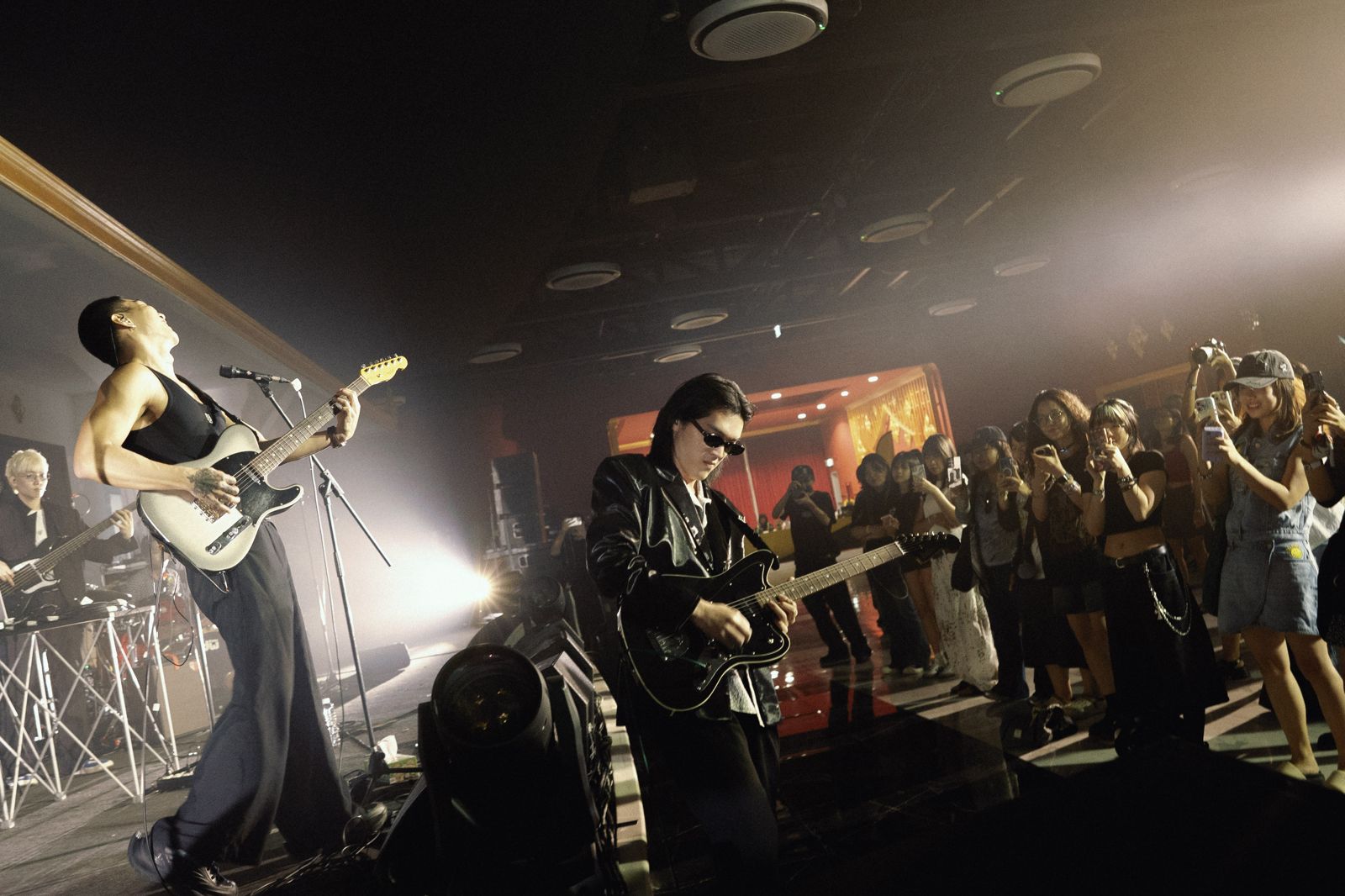 「傻子與白痴」泰國開唱遇含蓄歌迷　設計「更野蠻、更搖滾」歌單找爆點