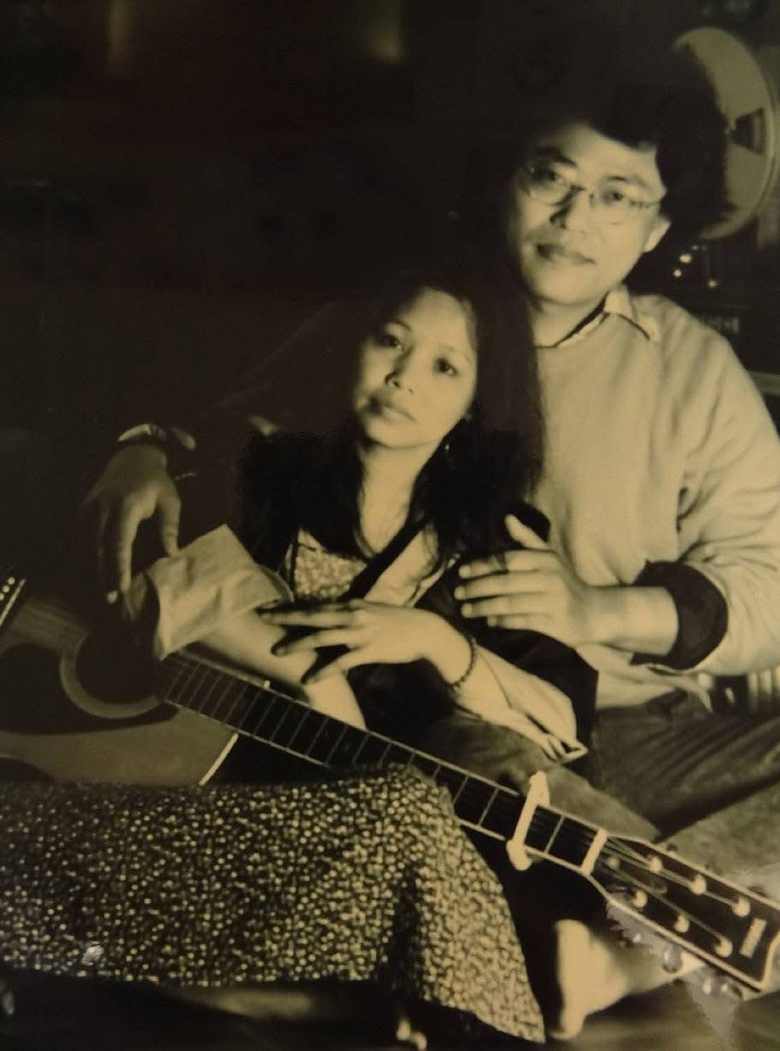 韓正皓（右）與鍾少蘭是民歌界的神鵰俠侶，夫妻一同創作。翻攝FB@ 韓正皓與鍾少蘭的音樂日記