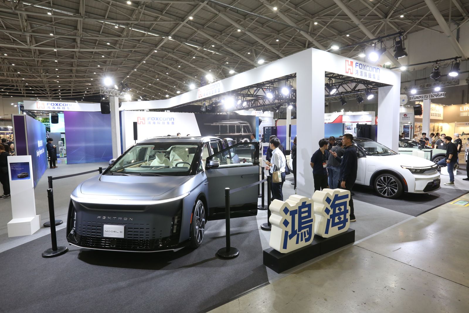 鴻海造車大計終於跨入國際市場，與日本三菱汽車攜手，26年在紐澳上市