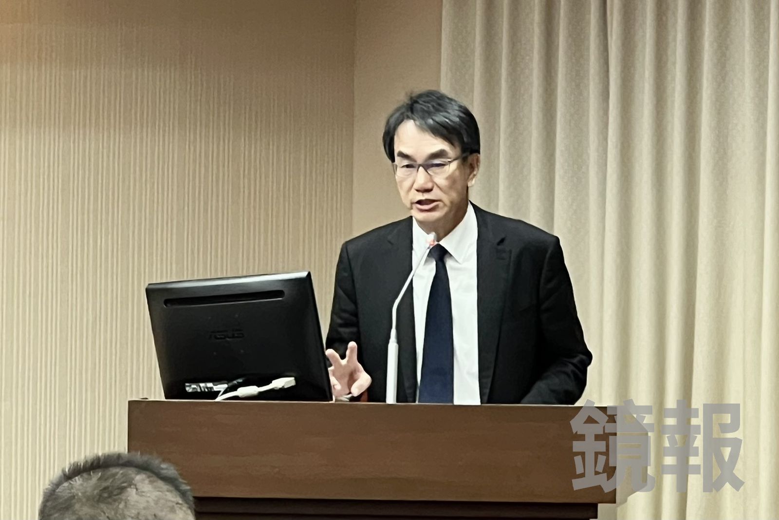 數發部次長林宜敬說明，他們已積極向Meta、Google等數位平台提出共同分潤平台的想法，且皆獲得正面回應。（資料照片／袁維駿攝）