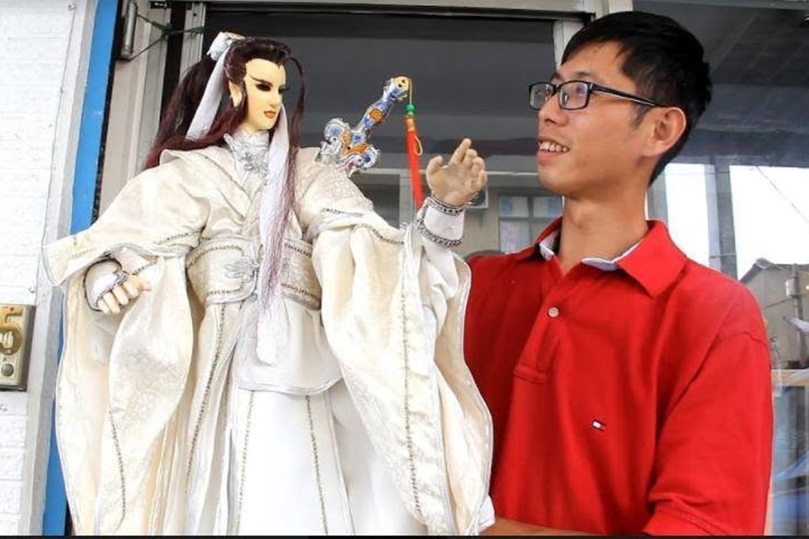 「鍘美藝術節」開幕這齣戲砸40萬!劇團重製戲服道具 團長一句話曝「木偶」地位