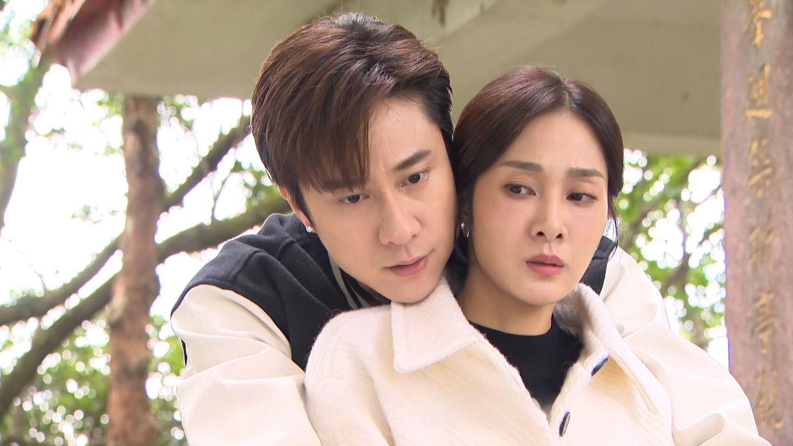 劉書宏被打到骨裂！才剛康復就「脫衣滾床」　激情畫面曝光認了：滿硬的