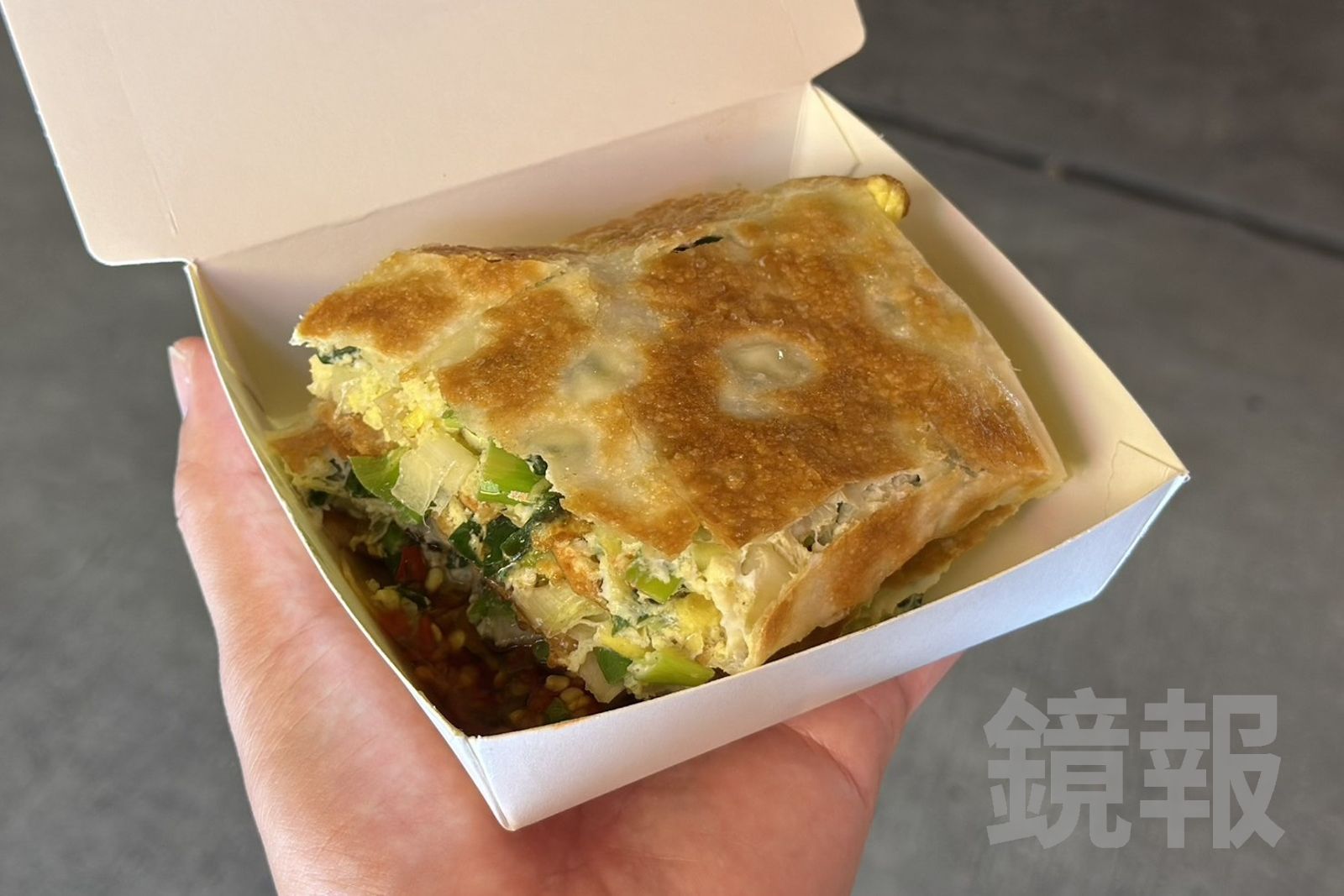 「宜蘭蛋餅」脆口不油,蔥蛋甜香誘人。(50元/份)