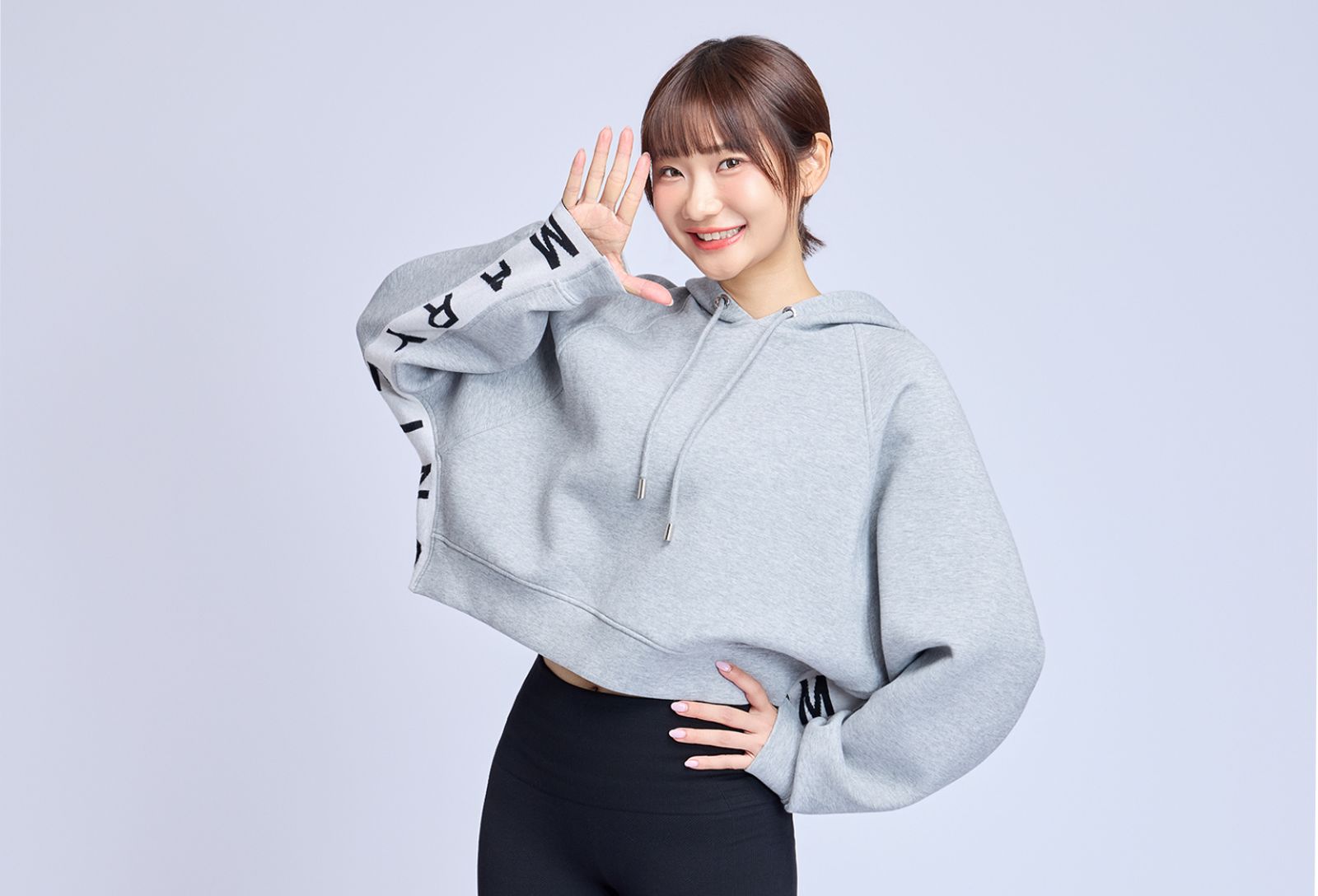 愛莉莎莎被導演要求「屁股微翹」！拍廣告8小時崩潰：當女明星太辛苦了