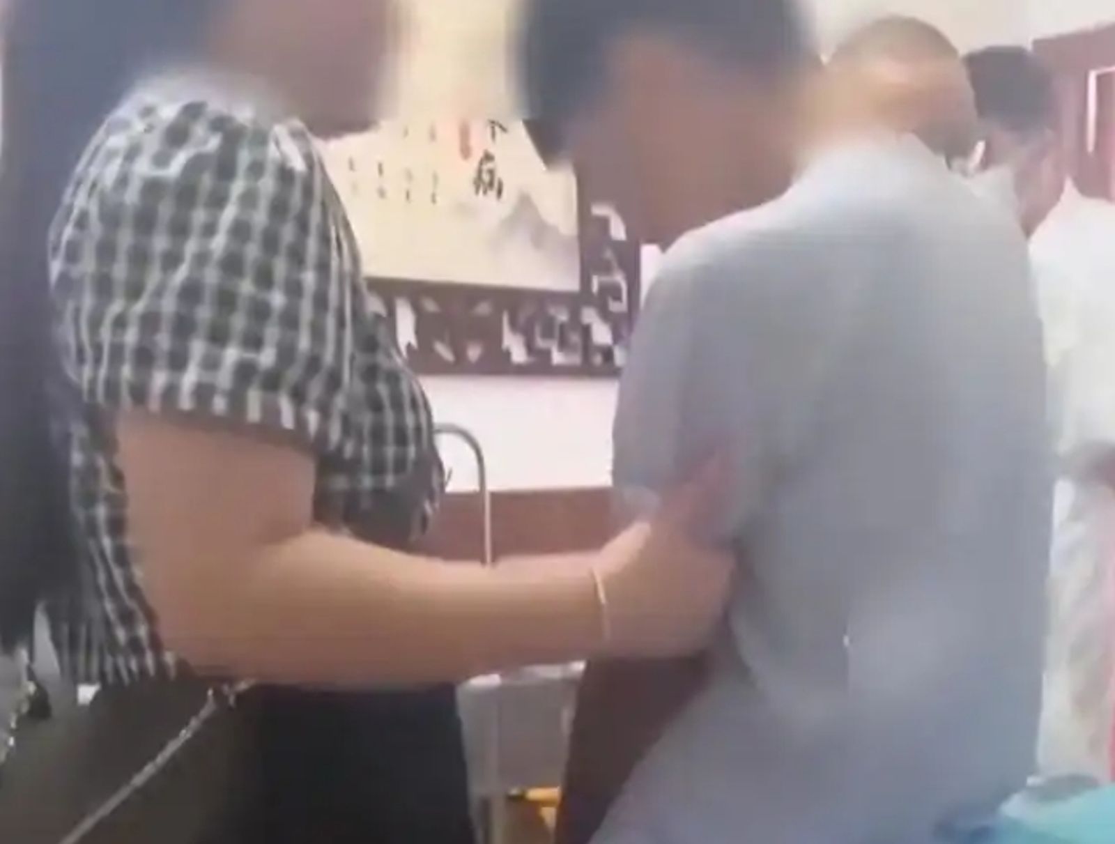 13歲少年割包皮　手術後竟「睪丸壞死」…超慘下場曝光