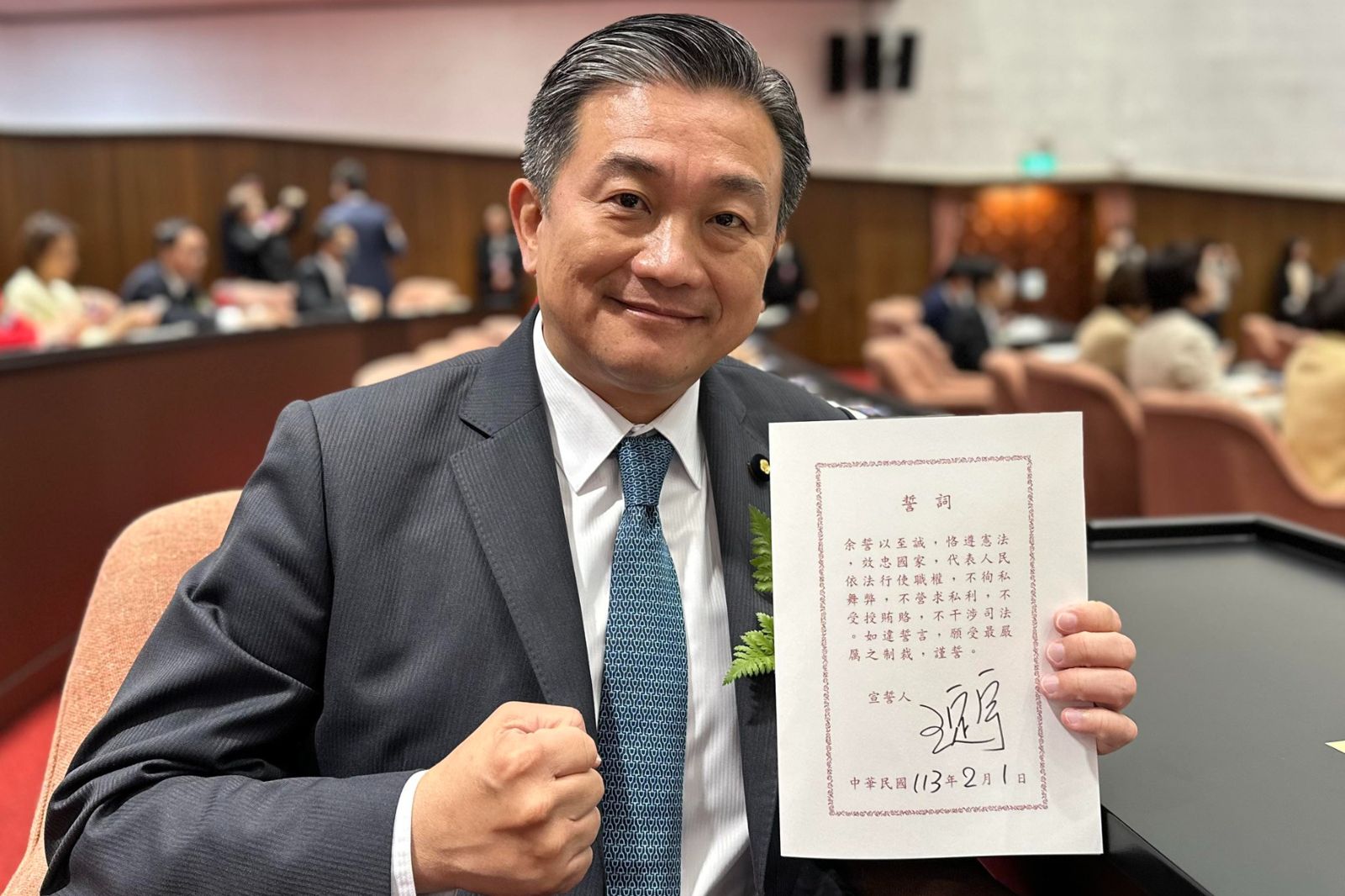 曾稱進香閨是「選民服務」！王定宇證實去年2月已離婚　正宮凌晨悄改臉書狀態：不哭不哭