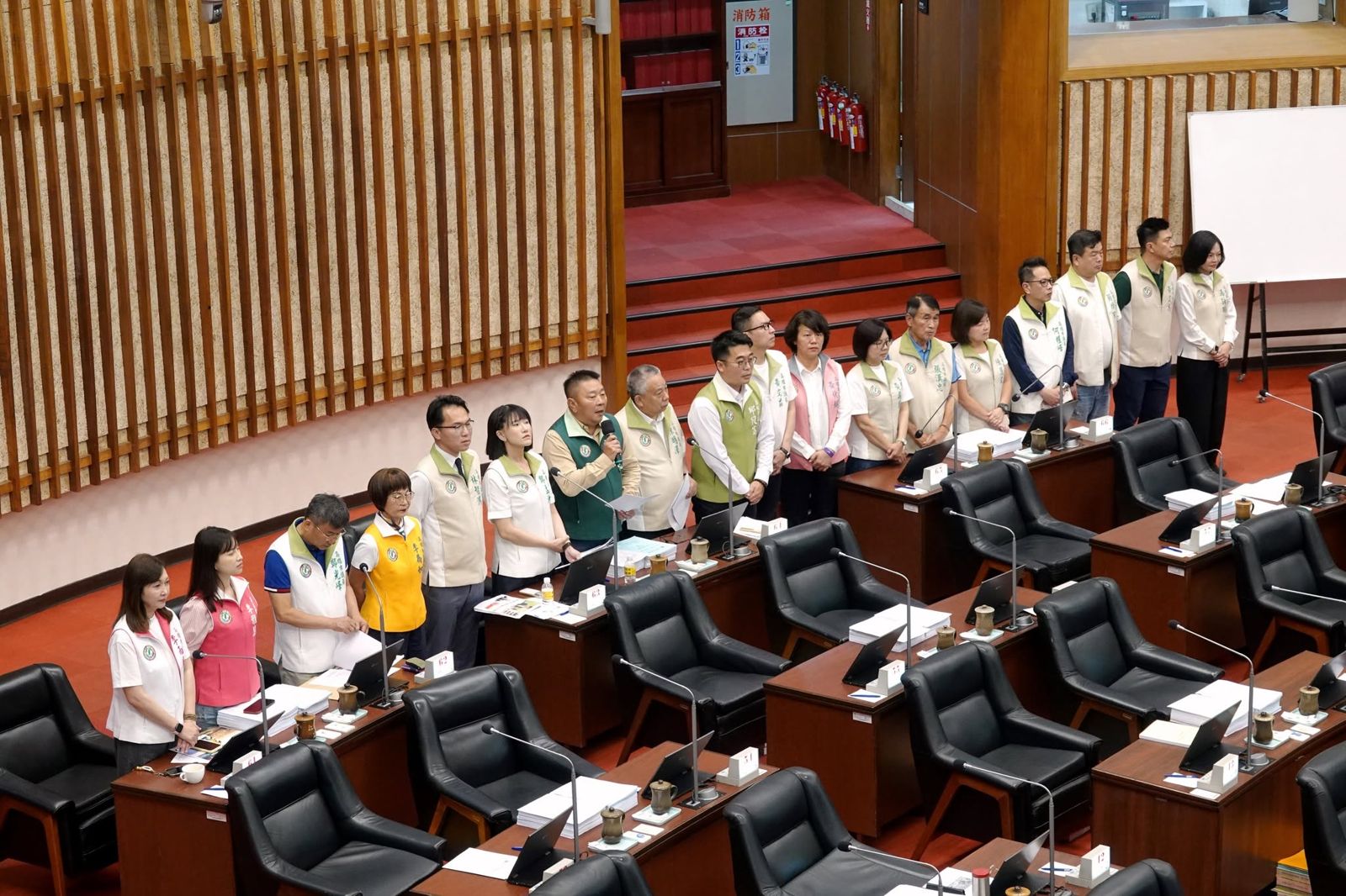 地方政治不說真話 治理風險不斷累積