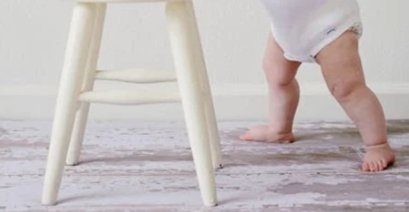 單親媽「靠孩每月領6萬補助」卻虐嬰　1歲童餓死肋骨突出「手指全傷」原因超感傷