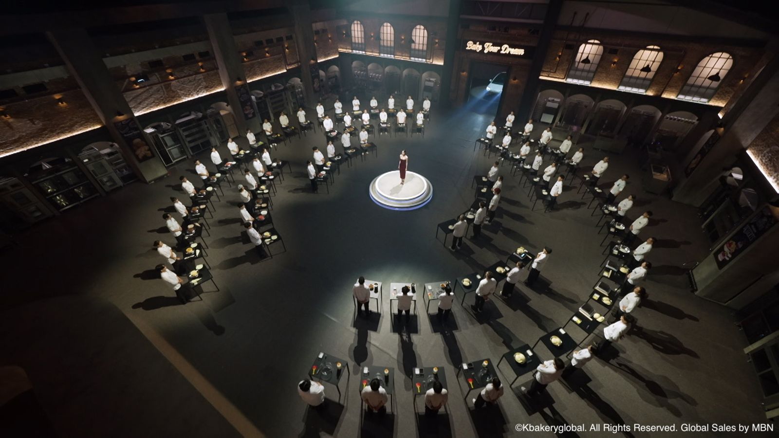 《黑白大廚》原棚再現！《天下烘焙》72人4小時決生死　有人「麵包被退貨」秒淘汰