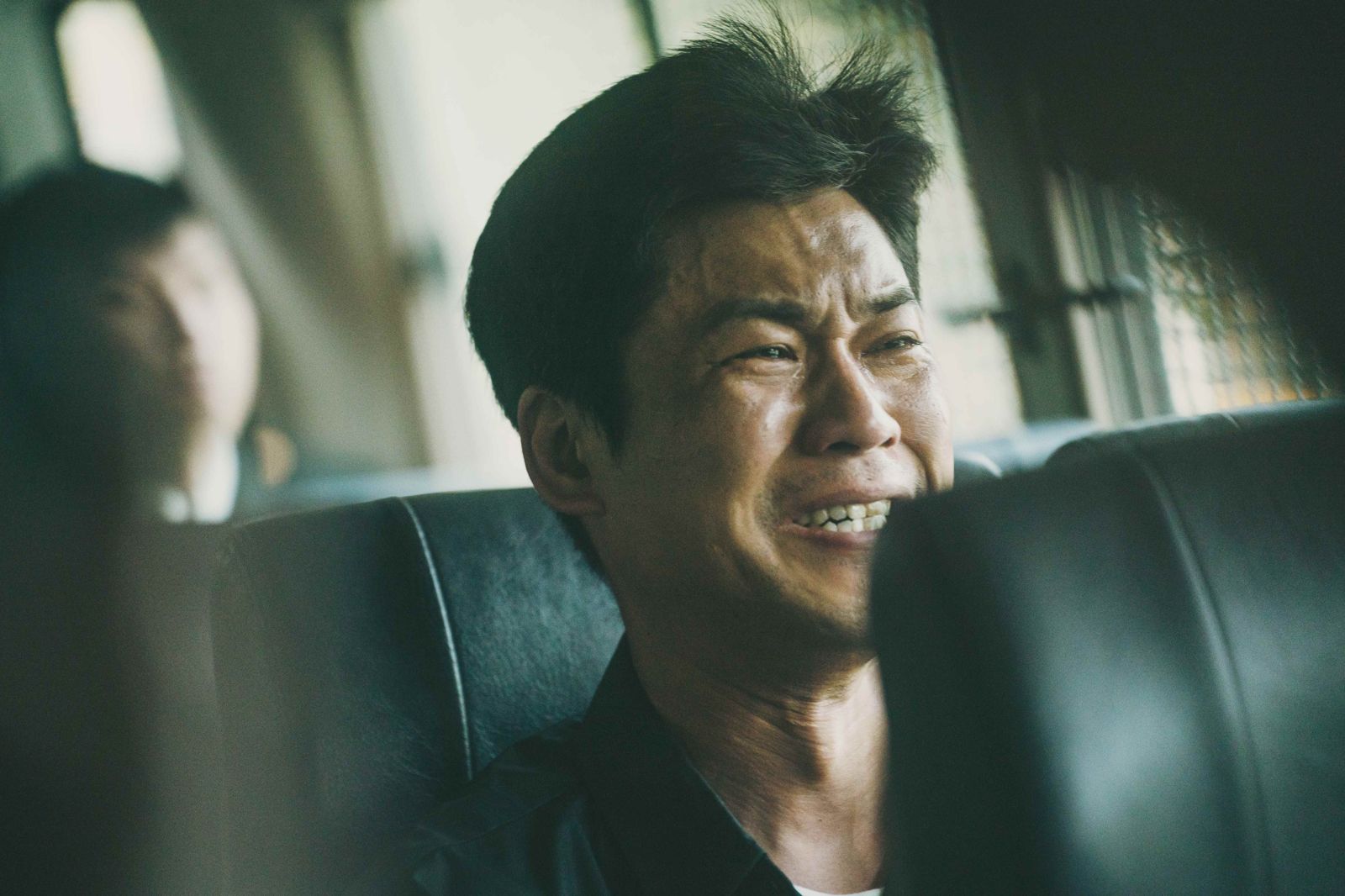 黃迪揚在《鹽水大飯店》裡情感詮釋細膩動人。公視台語台提供