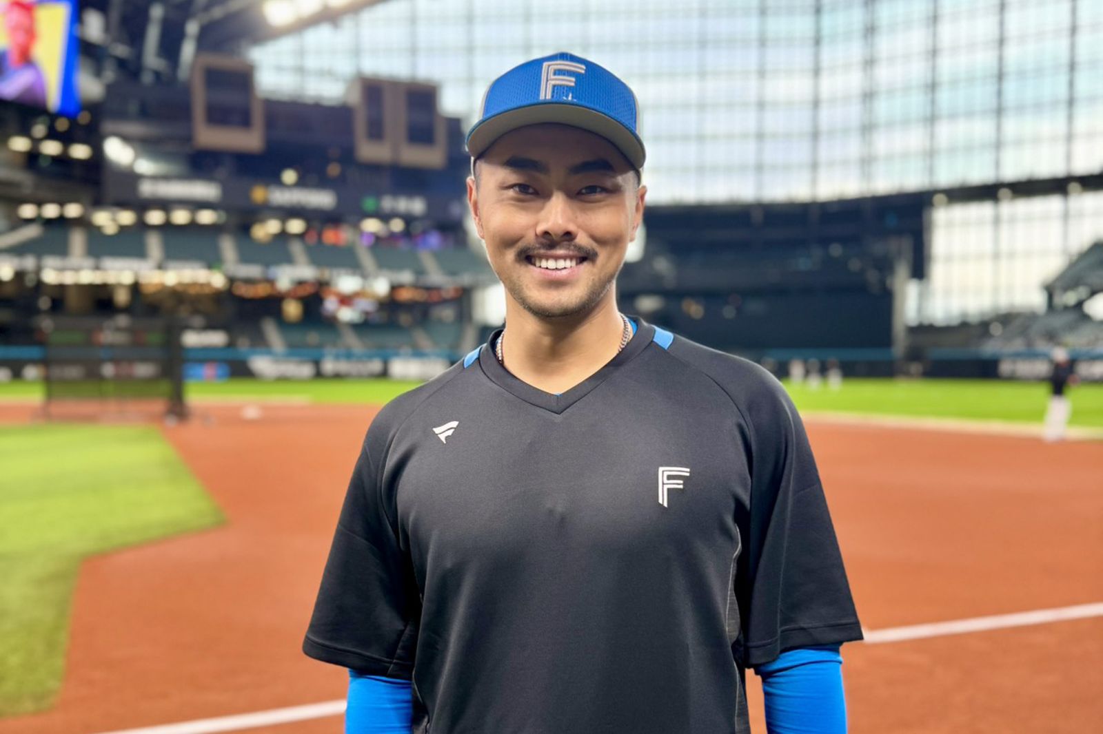 林家正赴日職火腿秋訓掀話題 美式「坐著傳球」引火腿捕手討論