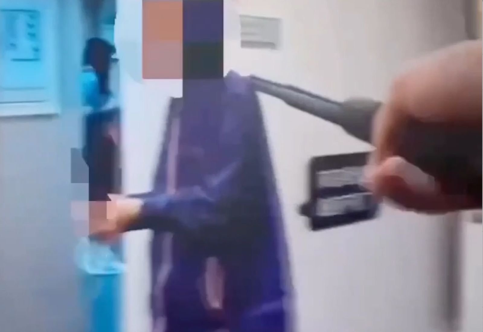 中山站驚傳婦人拿水果刀亂晃嚇壞人 真相曝光竟是在做「這件事」