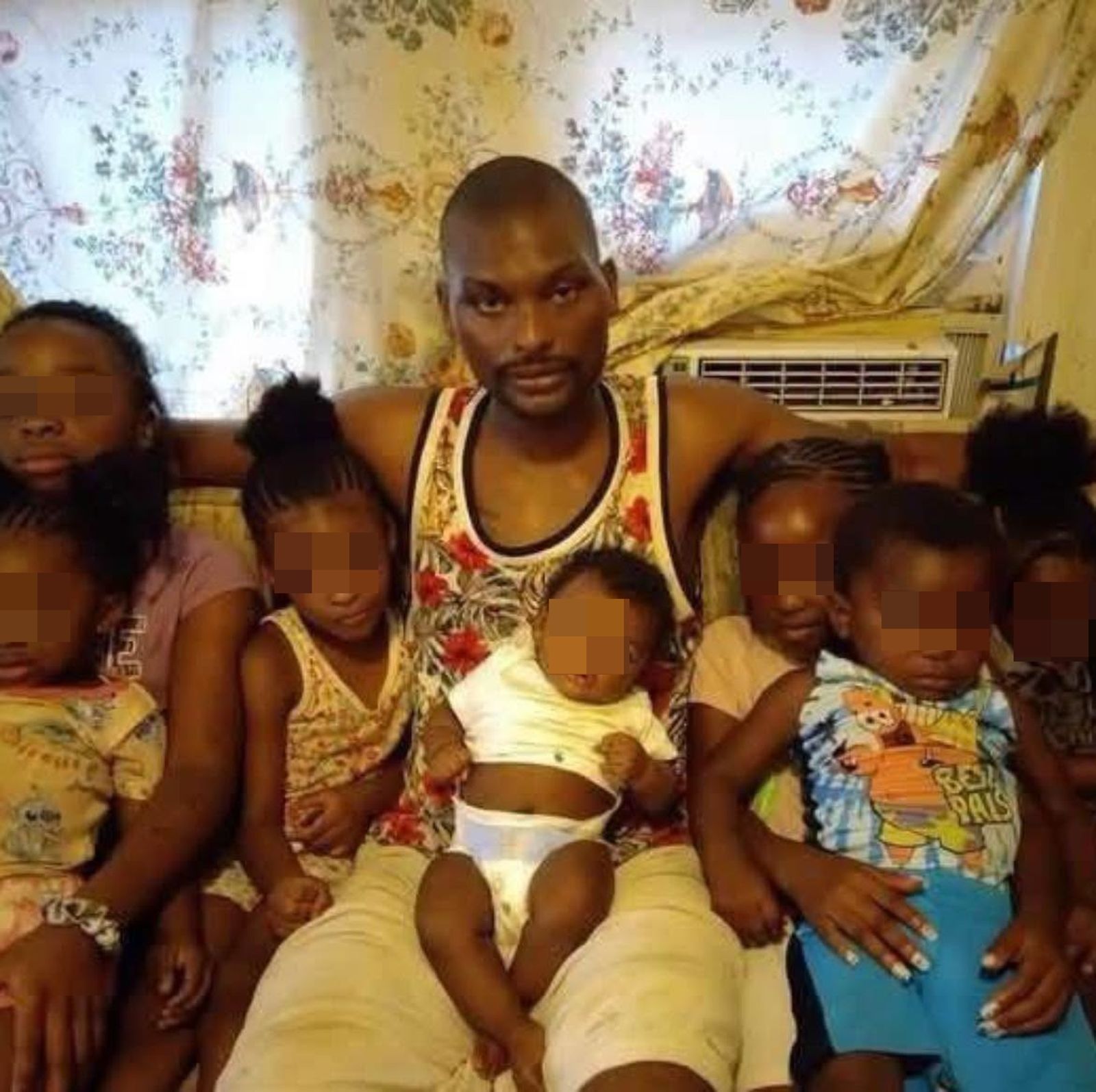 男子持槍闖屋掃射！8童慘死　警揭驚人真相：其中7童是他的小孩