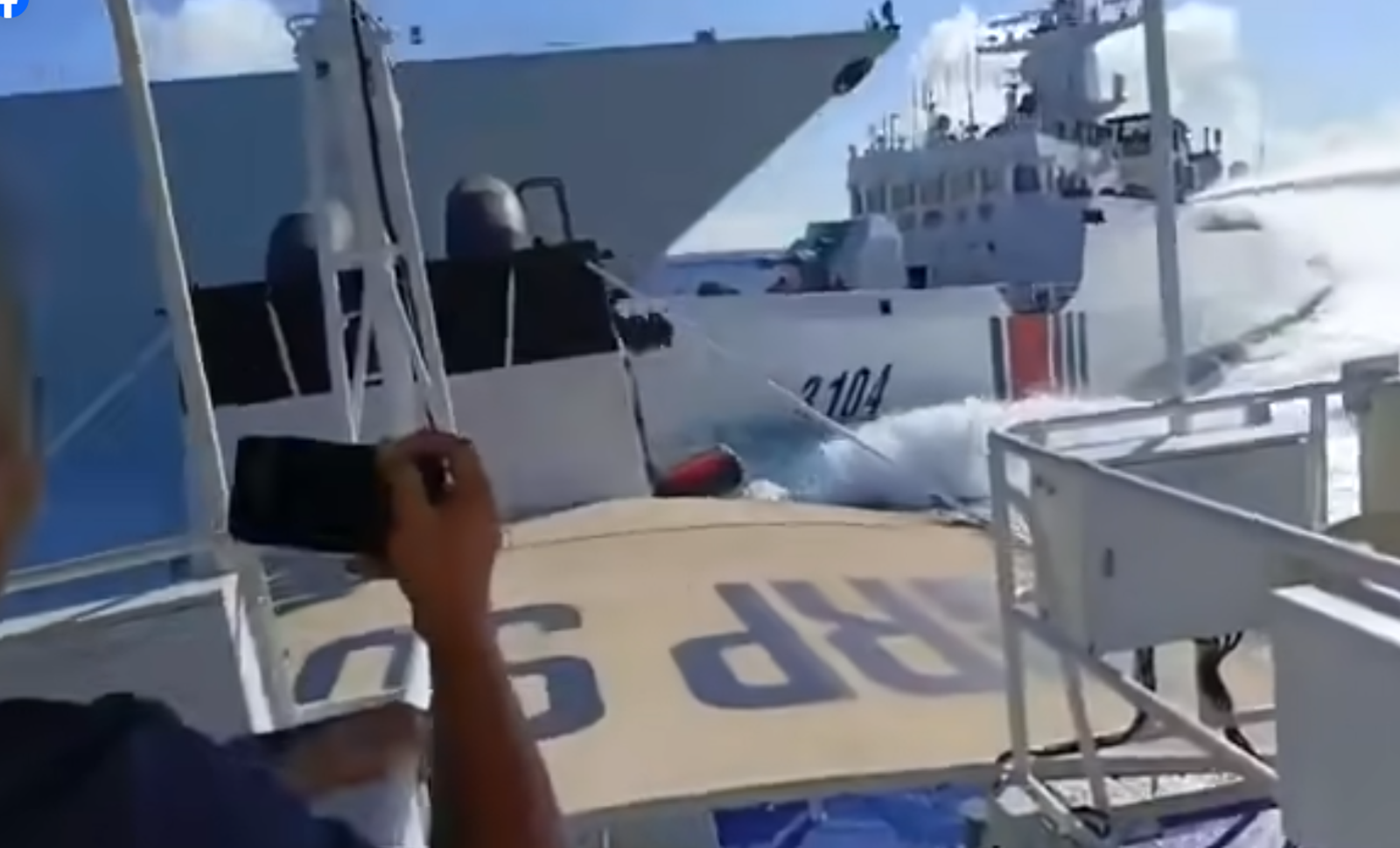 中國在南海起衝突 搞笑了!逼菲律賓船艦不成變「2共艦自撞」