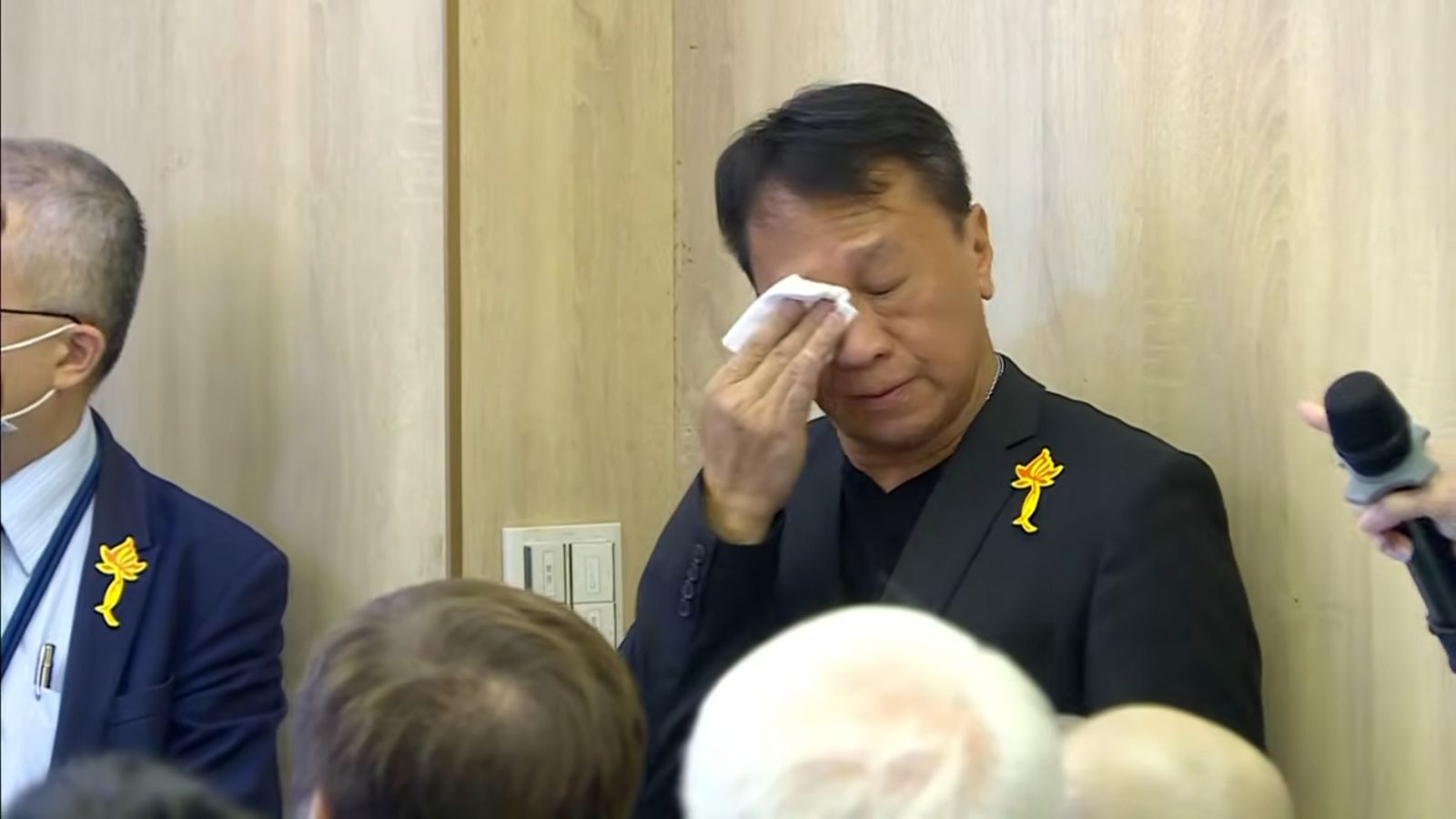傅子純帥氣全身照告別!游安順慟曝「跳海摔車都自己來」 最後影片親喊「我殺青了」全場淚崩