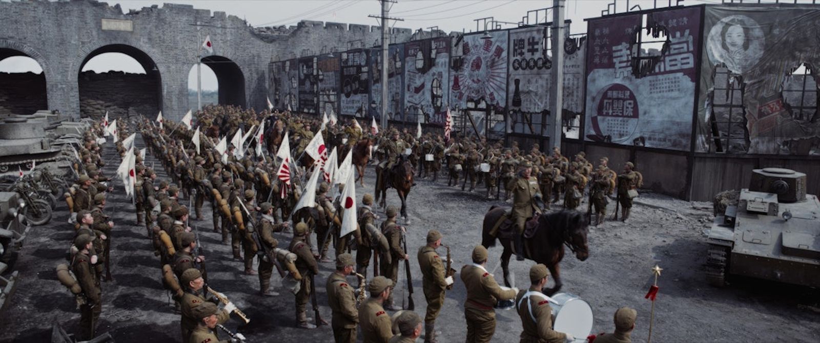 《南京照相館》改編自1937年南京戰亂為背景的故事。圖片取自南京照相館劇照