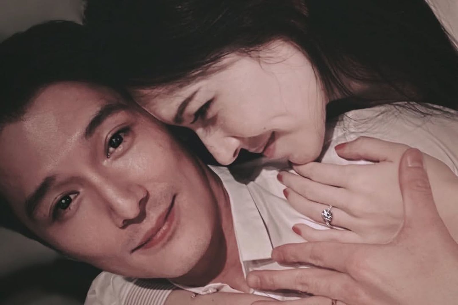 許瑋甯曝邱澤求婚內幕「事後才補下跪儀式」　孕期每個月都拍照記錄「手機私藏」