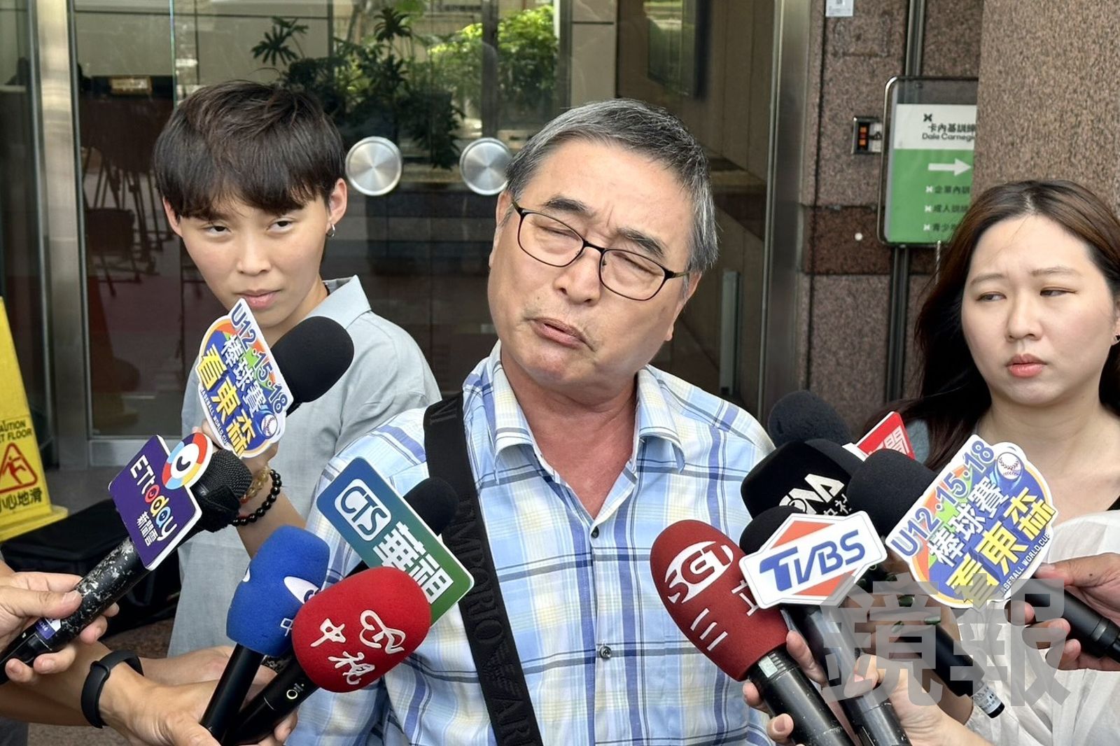 綠茶壺風暴！追罵王世堅「你最聰明」　陳茂松再砲李晏榕：好像自己是聖女、仙姑